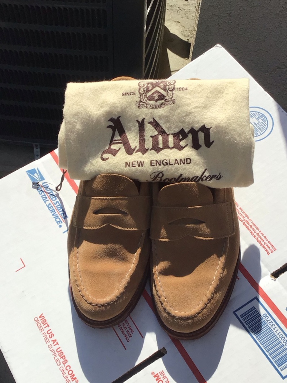 Alden used conditions suede loafers 9.5/D minimal usage